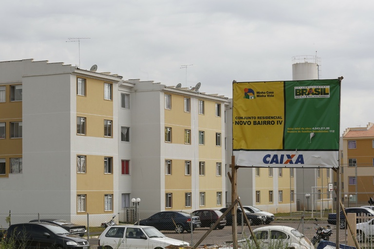 Contestada resposta a pedido de informações sobre moradia popular 