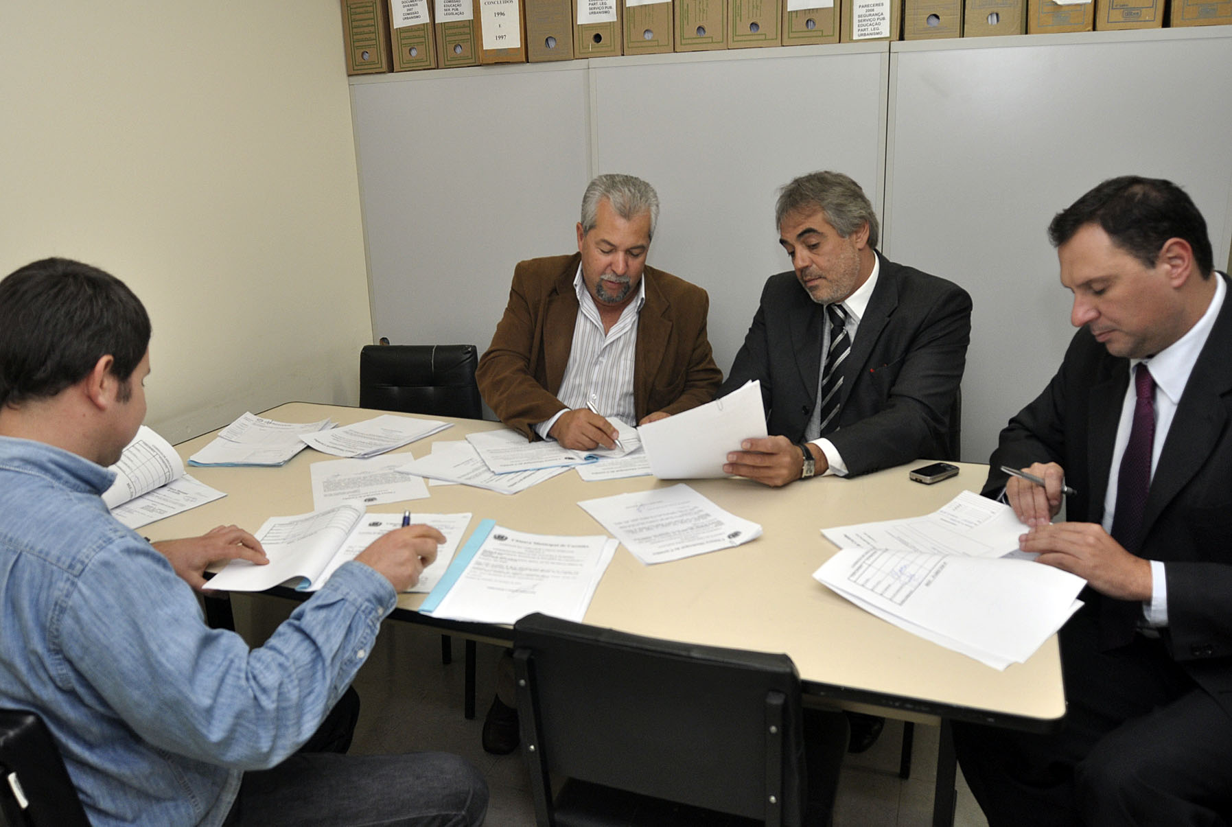 Controle de pombos tem parecer favorável em comissão 