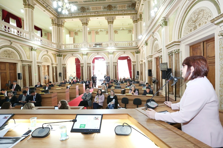 Coordenadora de planejamento da prefeitura detalha Plano Plurianual