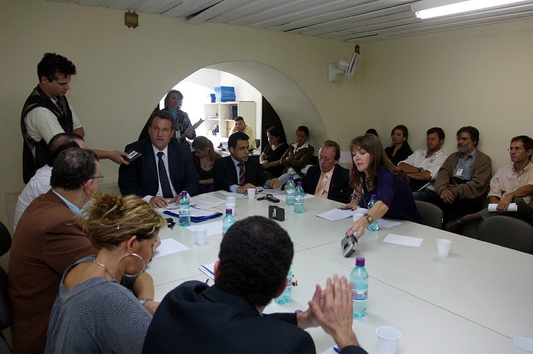 CPI decide convocar Doático judicialmente 