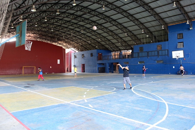 Crédito orçamentário destina R$ 1 mi para quadra coberta em escolas