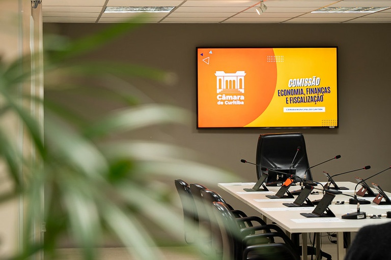 Projetos viabilizam implantação de estatal e fundos previdenciários