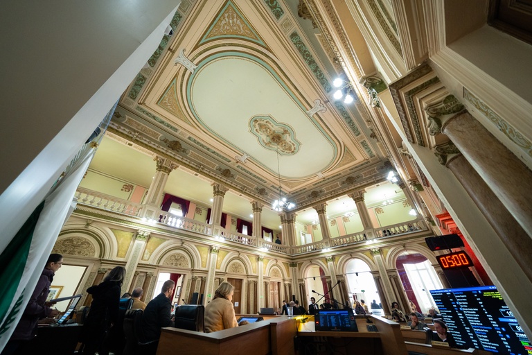 Curitiba: Dia das Cidades Inteligentes segue para sanção 