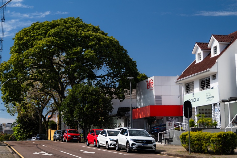 Curitiba: lei que cria Polo Teffé de Calçados e Vestuários já está em vigor