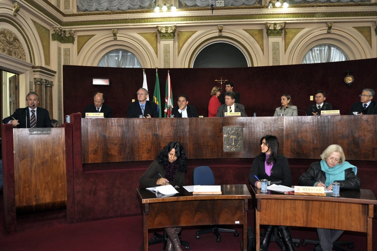 Curitiba na Copa traz Pessuti à Câmara