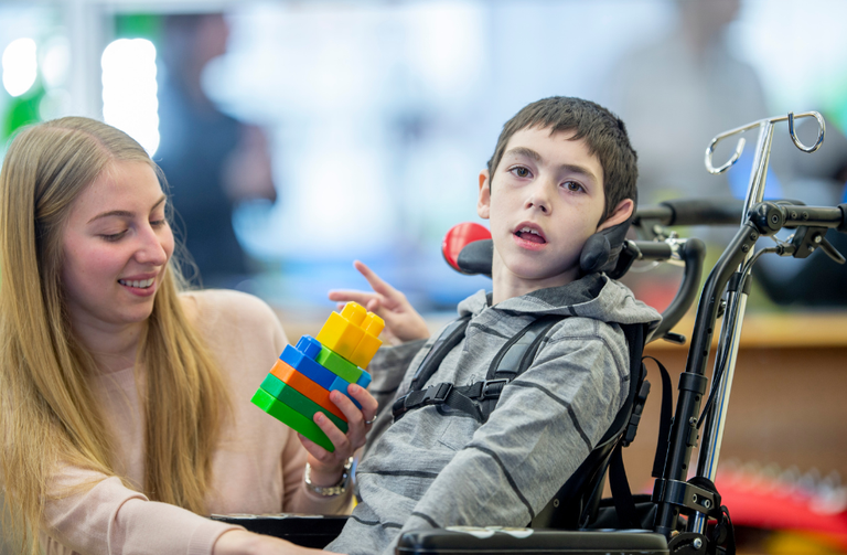 Proposto o Fevereiro Lilás para conscientizar sobre doenças raras