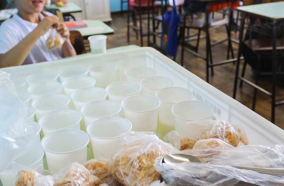 Projeto garante merenda escolar nas férias para alunos carentes