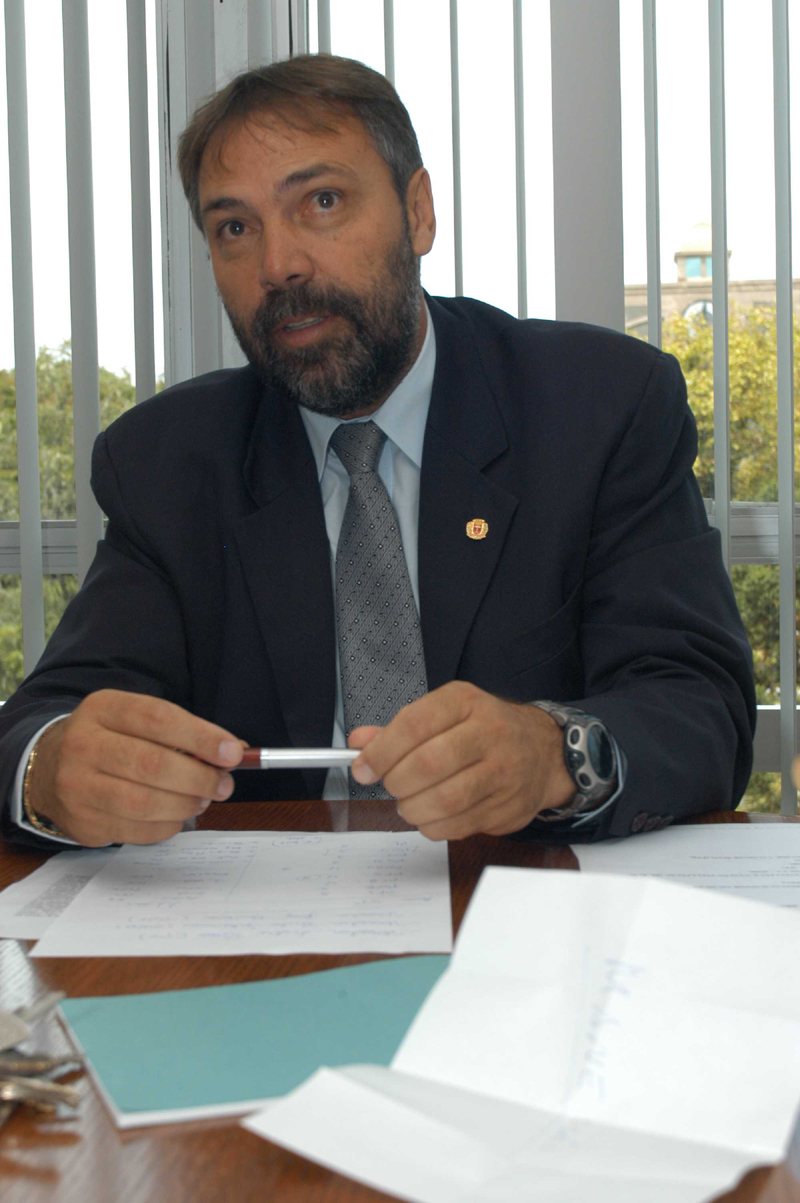 Curitiba tem lei para consumo de água mas invasões poluíram mananciais 