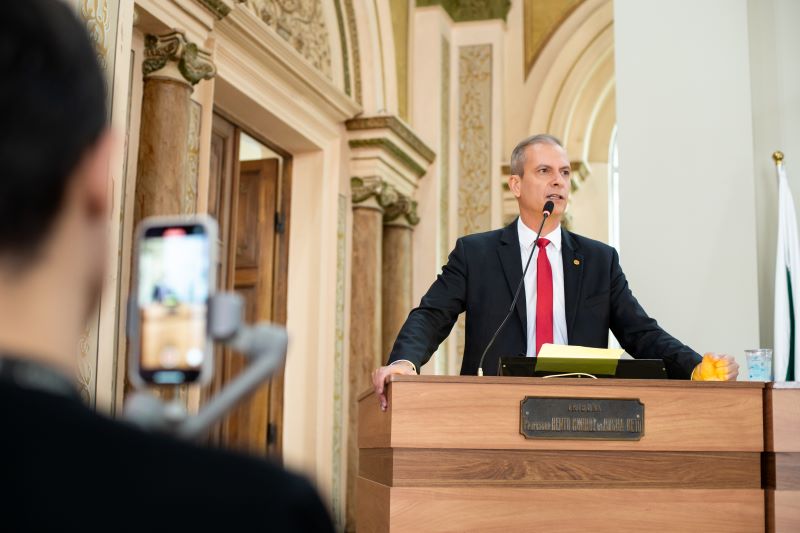 Curitiba terá Política de Incentivo a Cursinhos Solidários