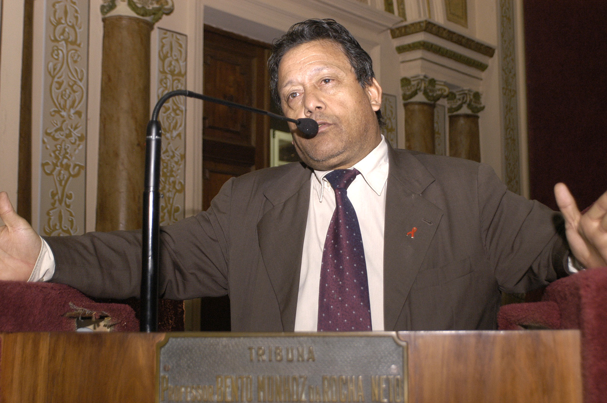 Custódio anuncia filiação ao PR 