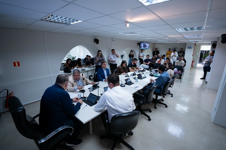 Debate na CCJ evita arquivamento do Cartão Transporte Infantil