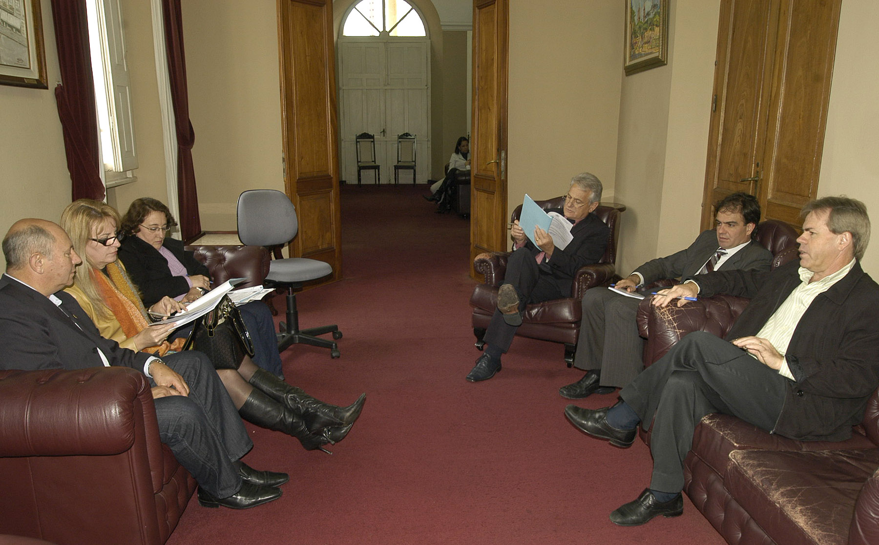 Debatida revitalização da Rua 24 Horas 