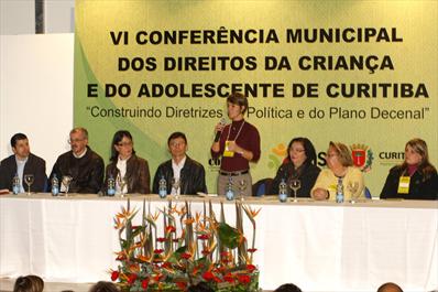 Debatidos direitos da criança e do adolescente 