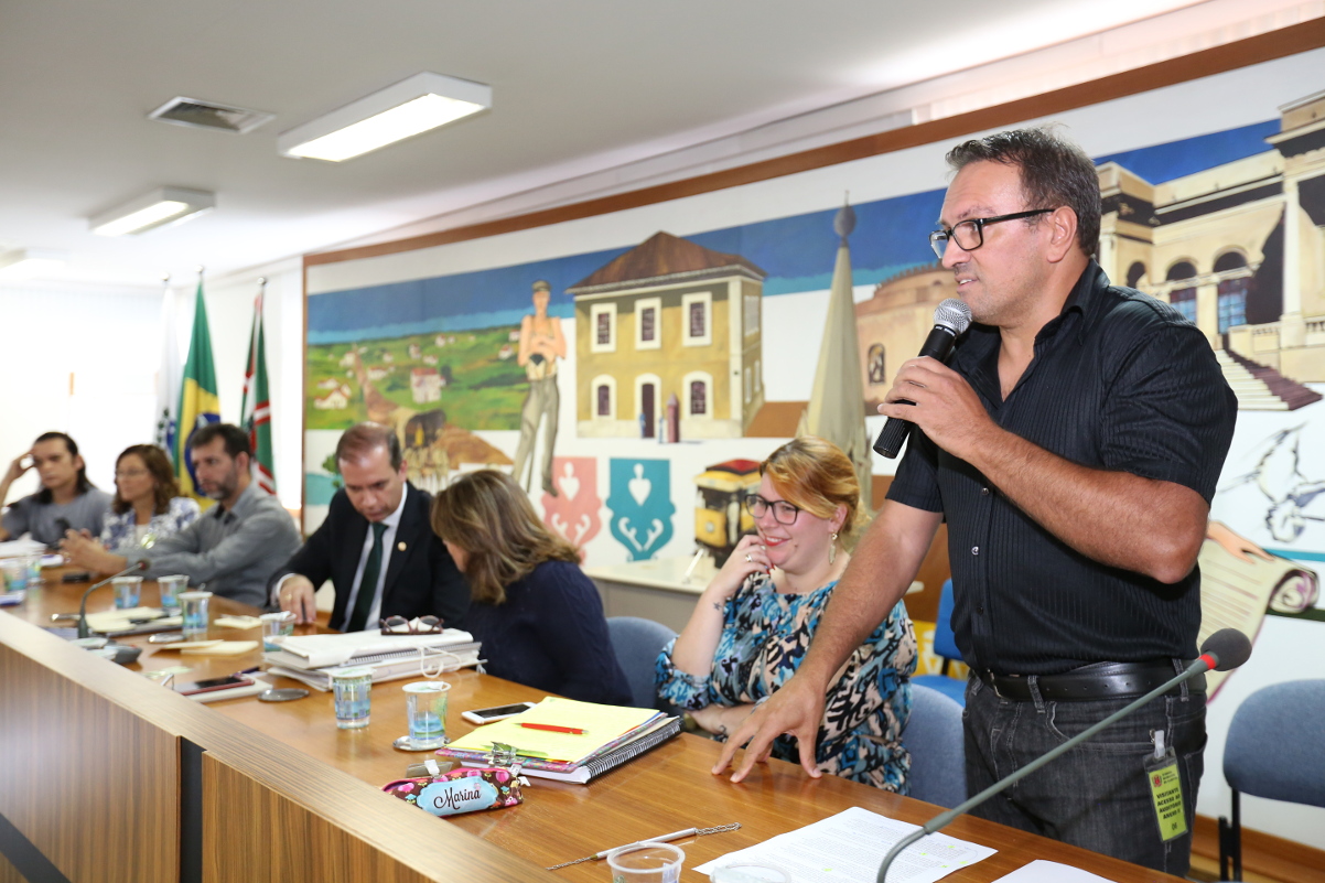 Defendidos papel fiscalizador e autonomia para Conselho de Educação 