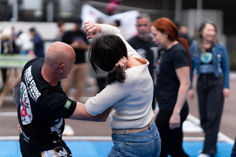 Defesa pessoal para mulheres pauta audiência pública na Câmara de Curitiba