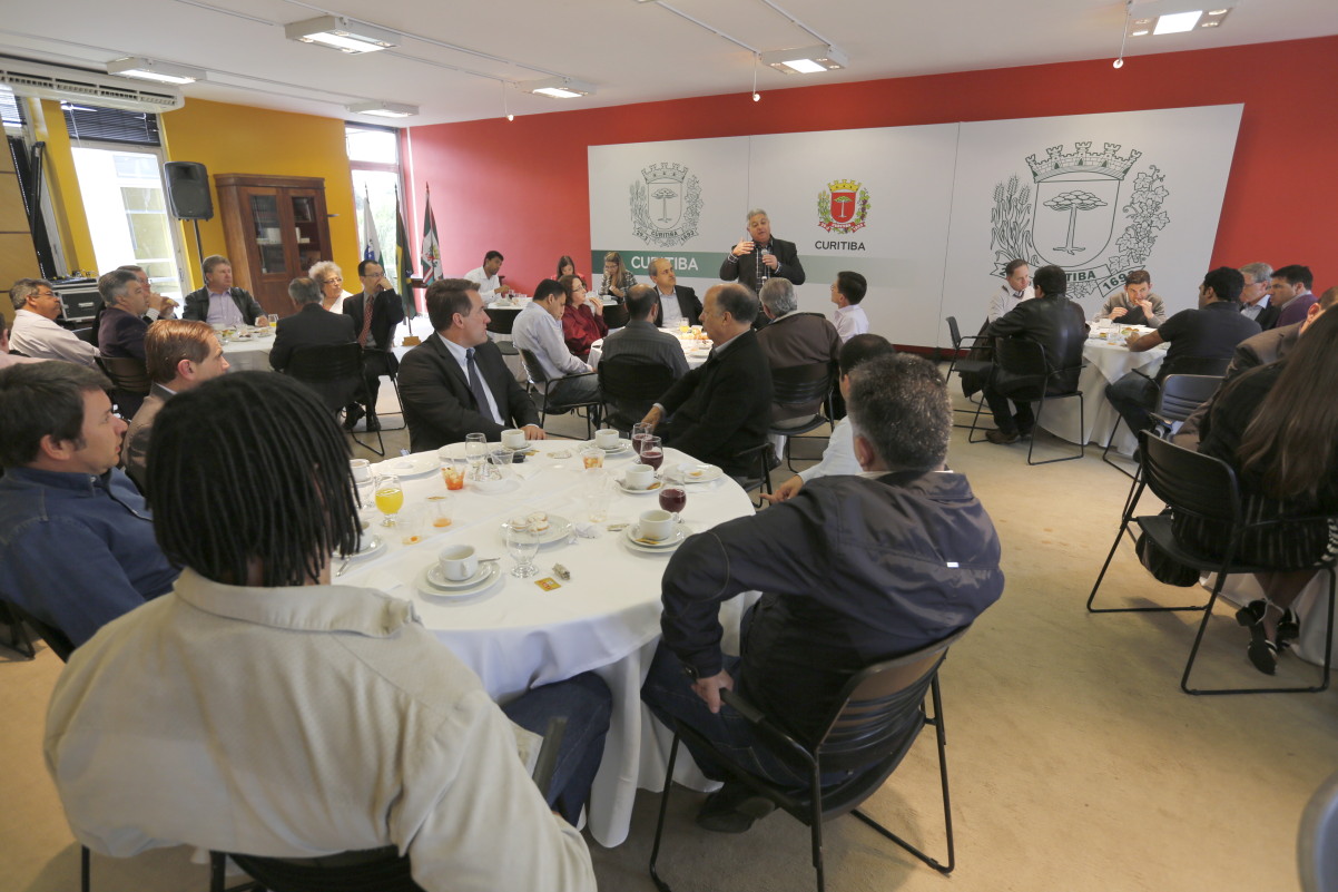 Definida cota individual de R$ 700 mil para emendas parlamentares de 2014 