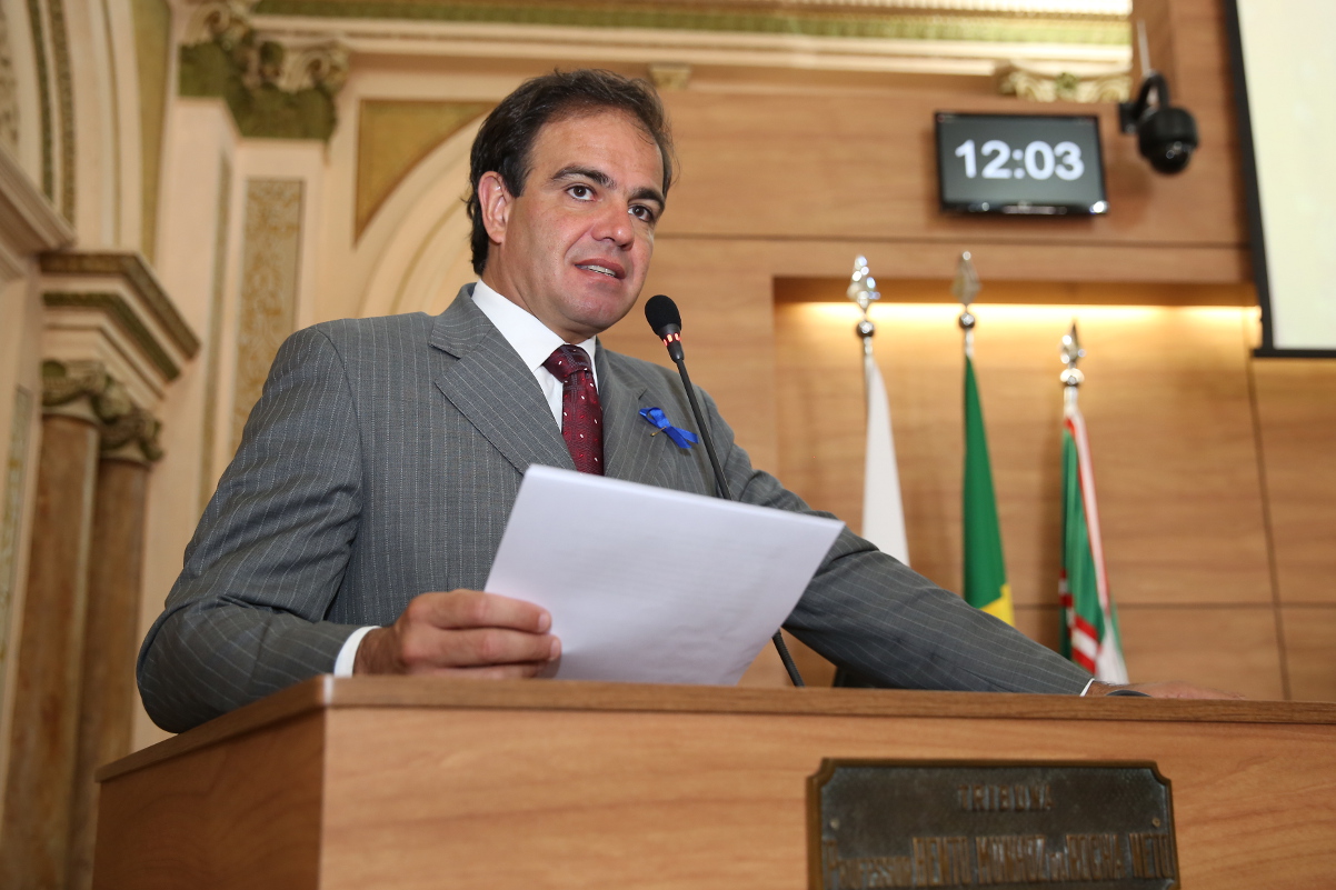 Denominação de espaço público homenageia personalidade síria