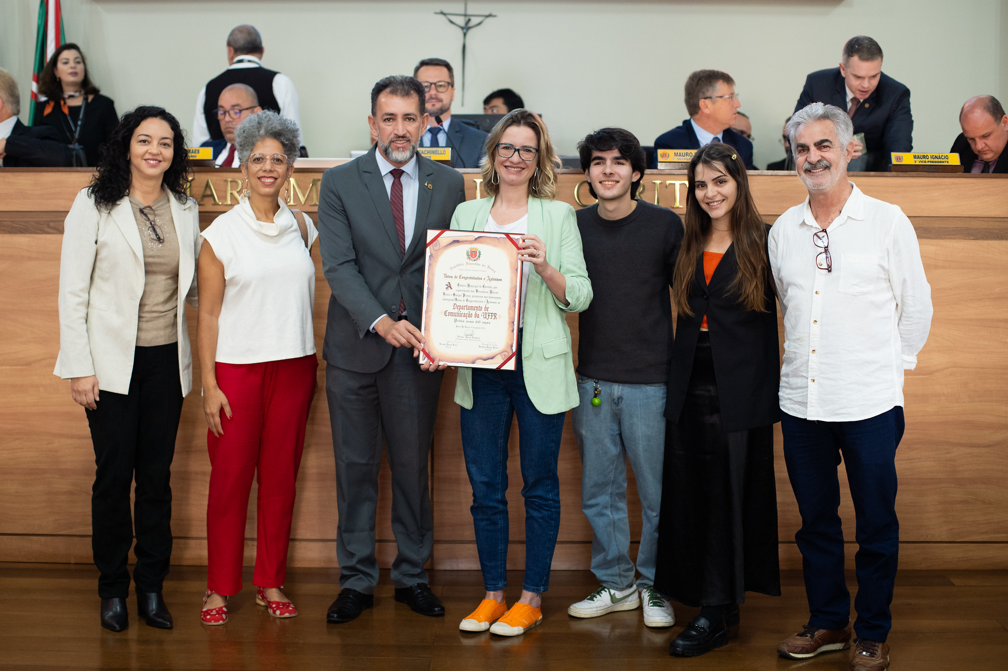 Departamento de Comunicação da UFPR recebe congratulações pelos seus 60 anos 