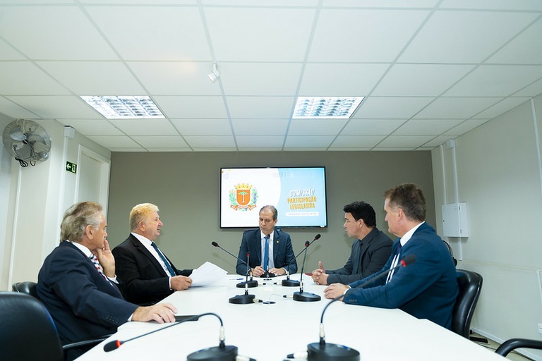 Depois de quase 2 anos, Participação Legislativa admite proposta popular