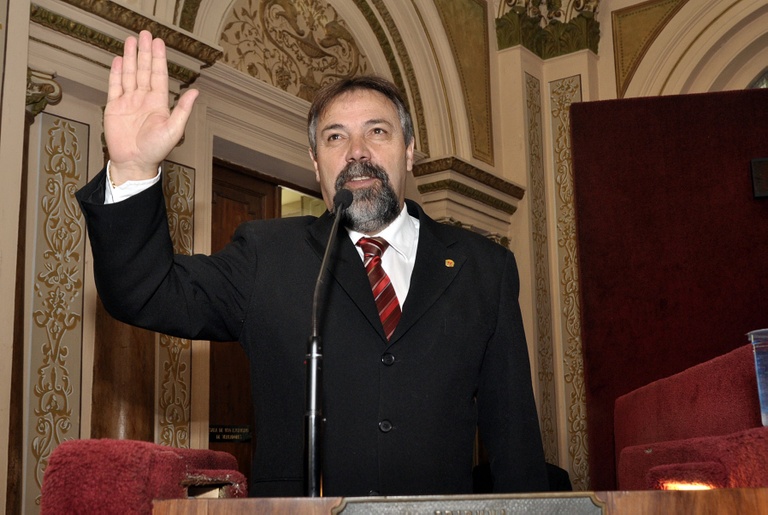 Derosso assume a prefeitura na segunda 