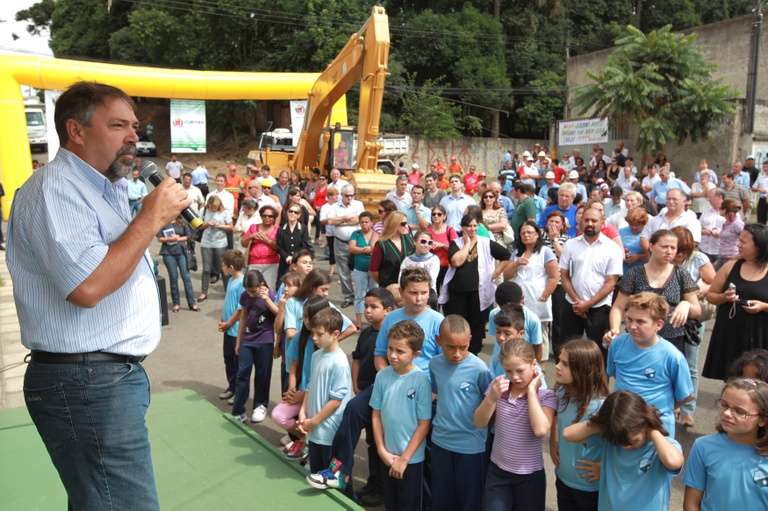 Derosso destaca revitalização da Desembargador Antônio de Paula 