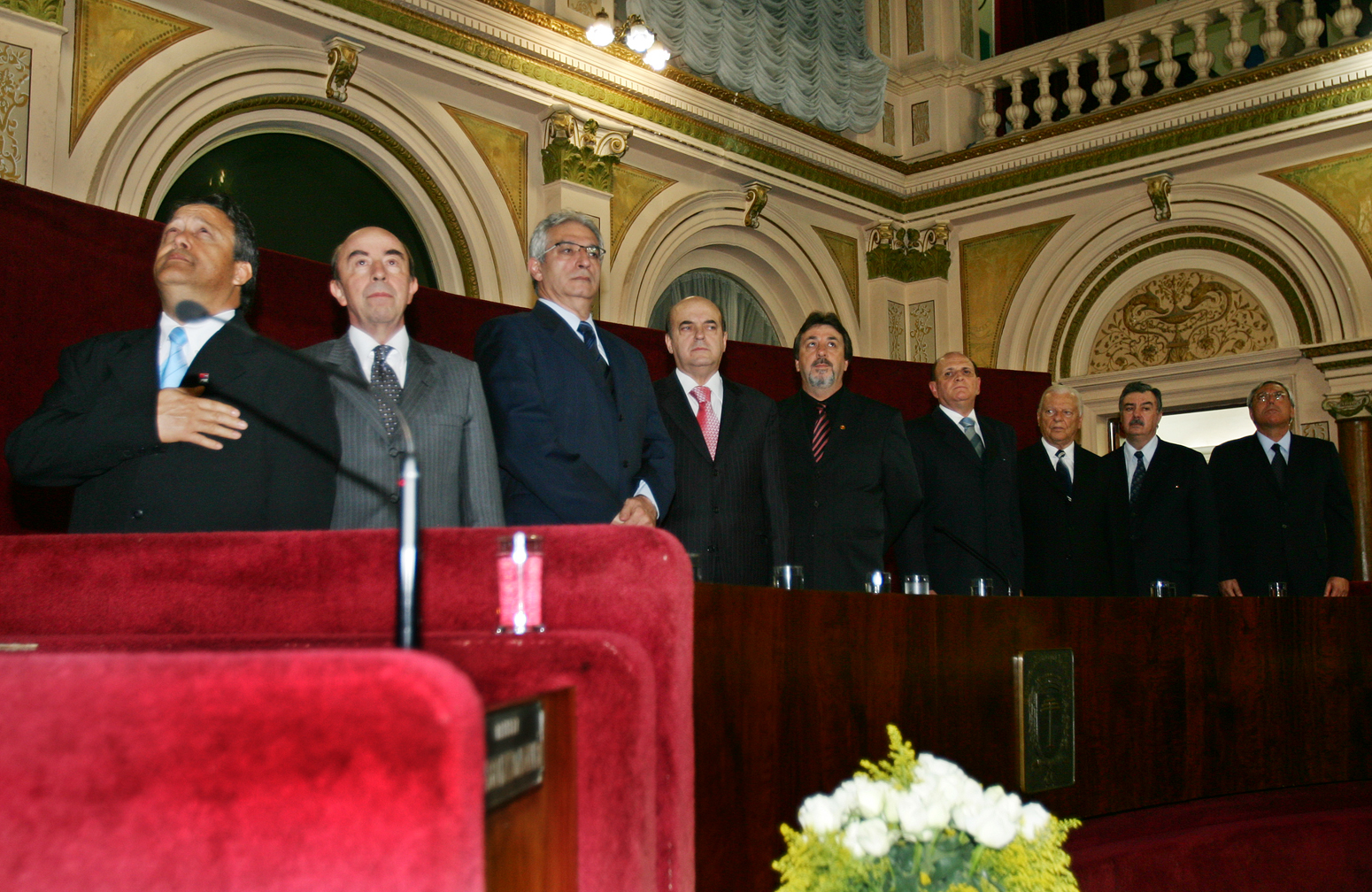 Desembargador recebe cidadania curitibana 