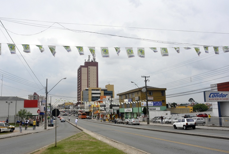 Desfile no Pinheirinho promove integração e civismo 