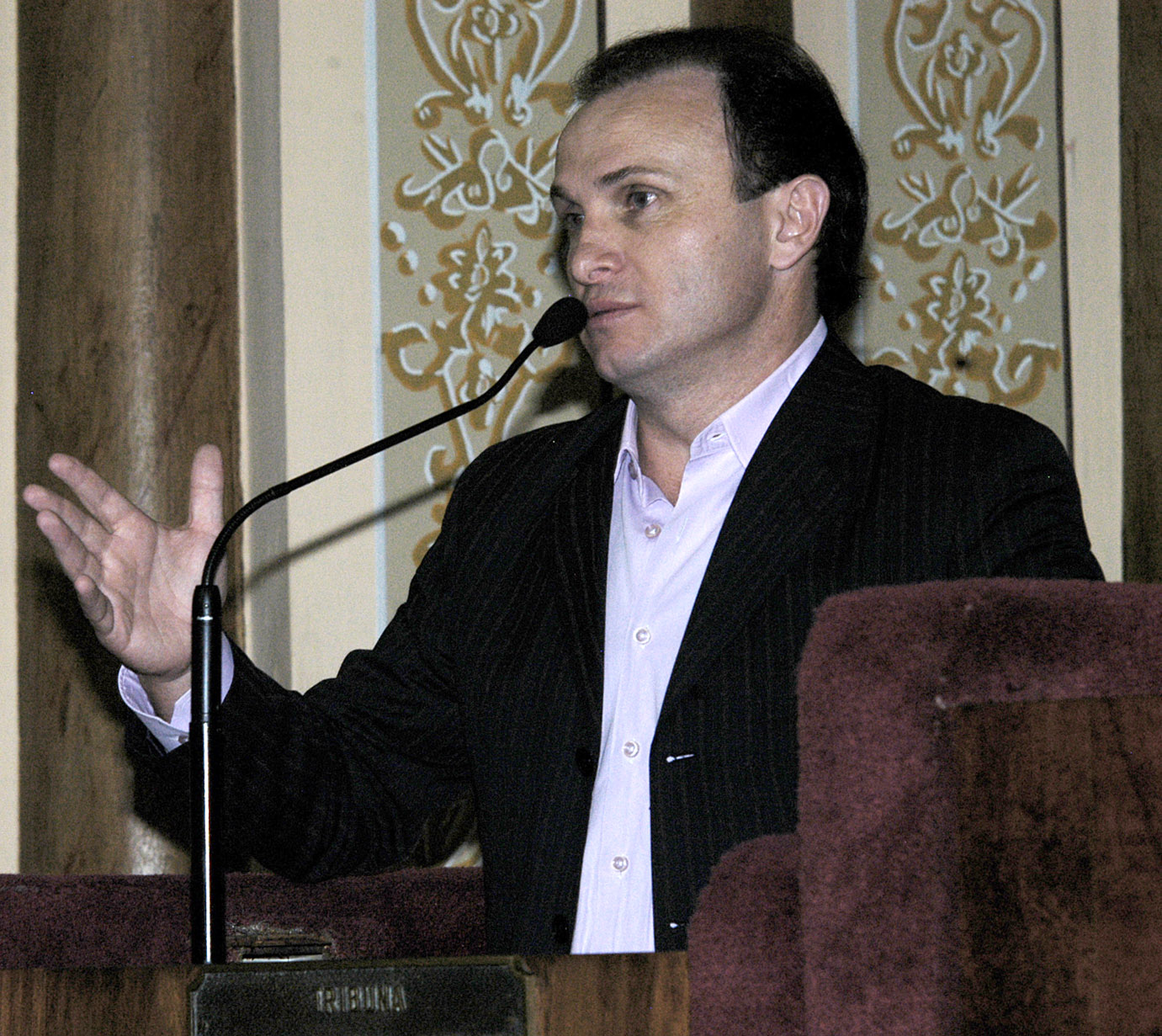 Destino do lixo preocupa Hinça 