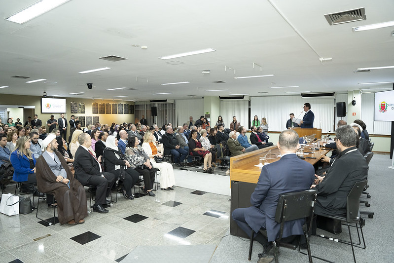 Dia da Comunidade Árabe é comemorado na Câmara de Curitiba