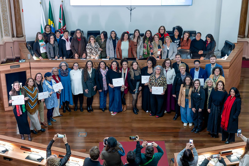 Dia do Assistente Social: Câmara de Curitiba homenageia profissionais