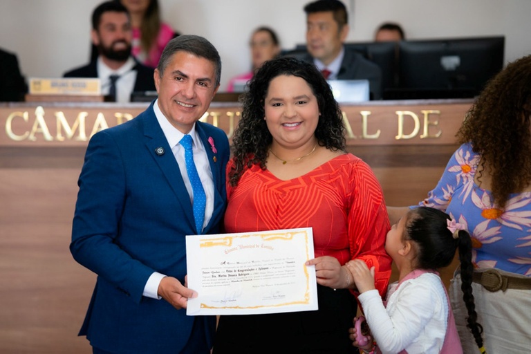 Dia do Professor repercute na sessão plenária da Câmara de Curitiba
