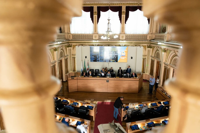 Dia do Rei Pelé e mais dois projetos são confirmados em 2º turno