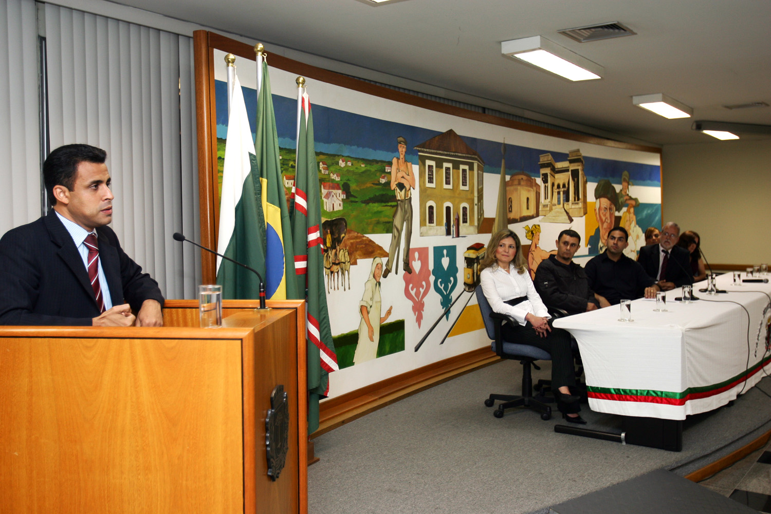 Diplomados jovens inseridos em projeto 