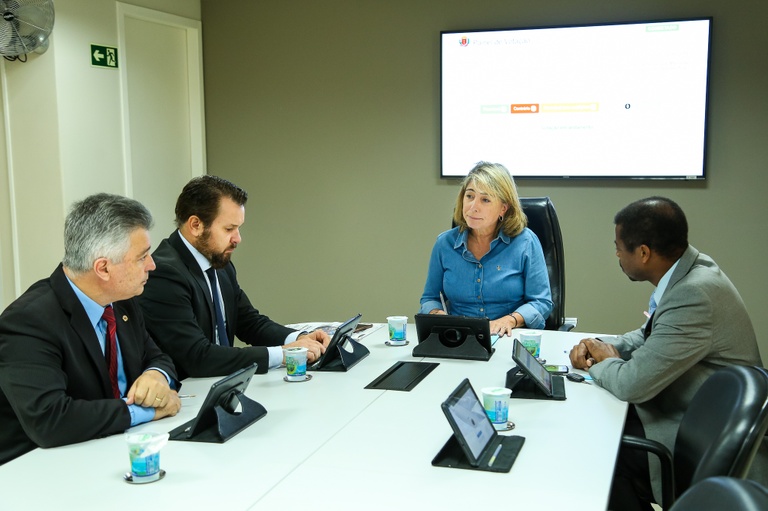 Direitos Humanos pede ajuste em projetos sobre a Educação Infantil