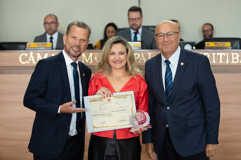 Diretora da Faep recebe homenagem na Câmara de Curitiba