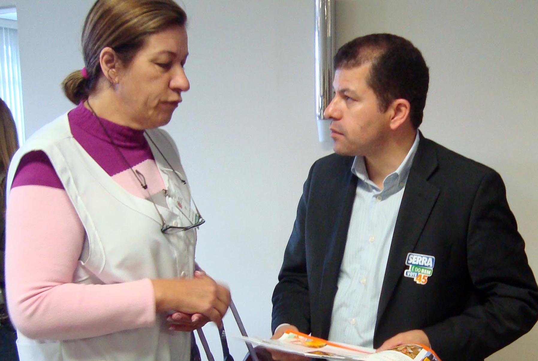 Diretora de escola pede mudança no trânsito 