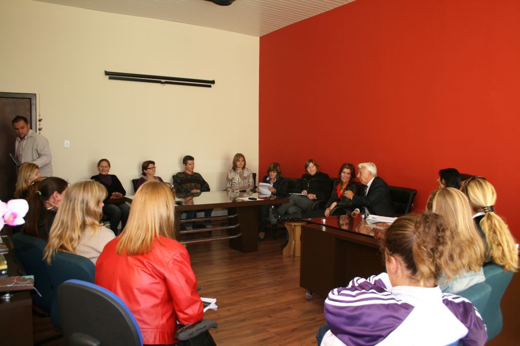 Discutidas ações para comunidades carentes 