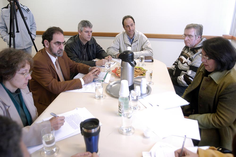 Discutido uso de vidros reflexivos nos prédios 