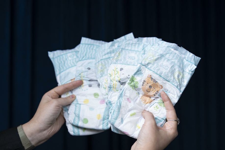 Distribuição gratuita de fraldas é admitida pela Comissão de Direitos Humanos