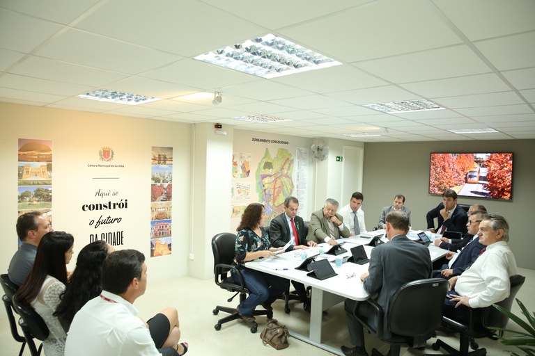 Divergência sobre orçamento da CMC atrasa análise das emendas à LOA