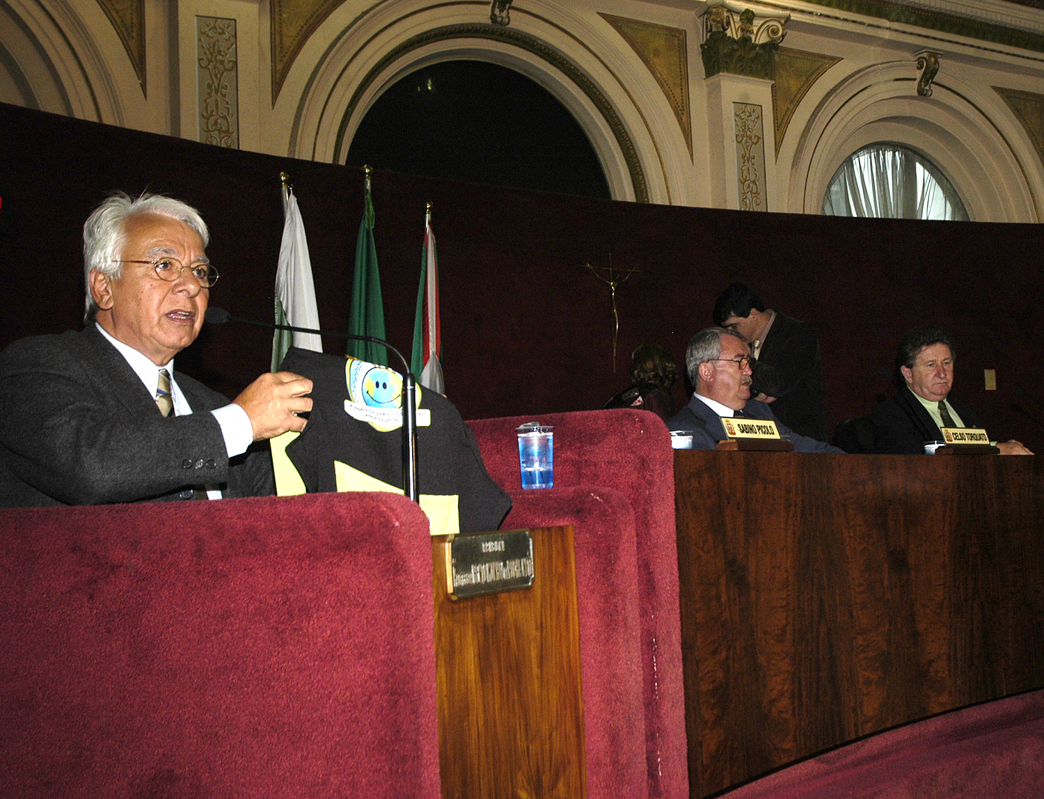 Donos de bares lançam campanha na Câmara 