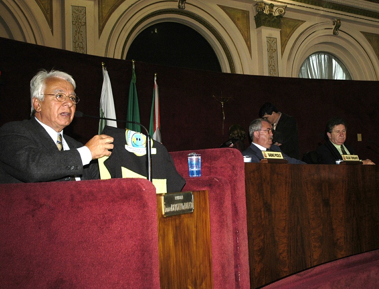 Donos de bares lançam campanha na Câmara 