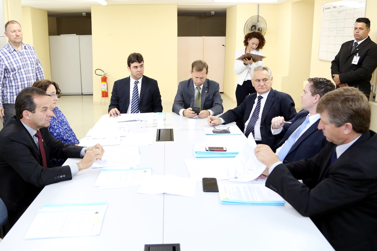 Economia acata isenção de ônibus para policiais à paisana