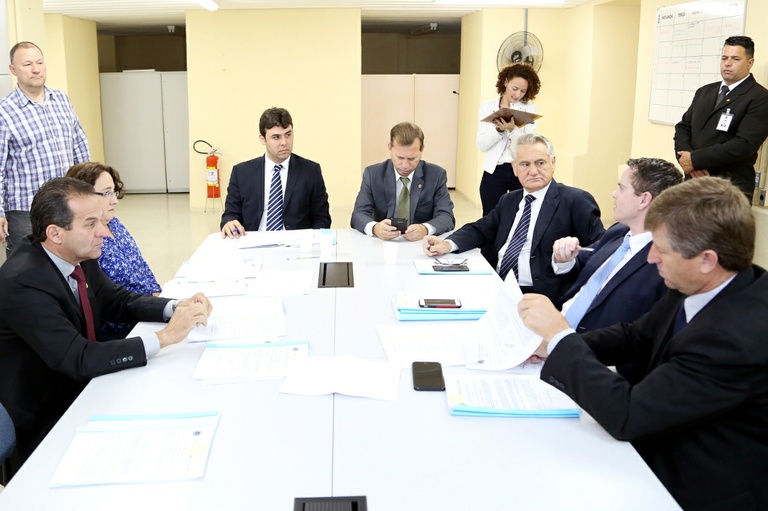 Economia acata isenção de ônibus para policiais à paisana