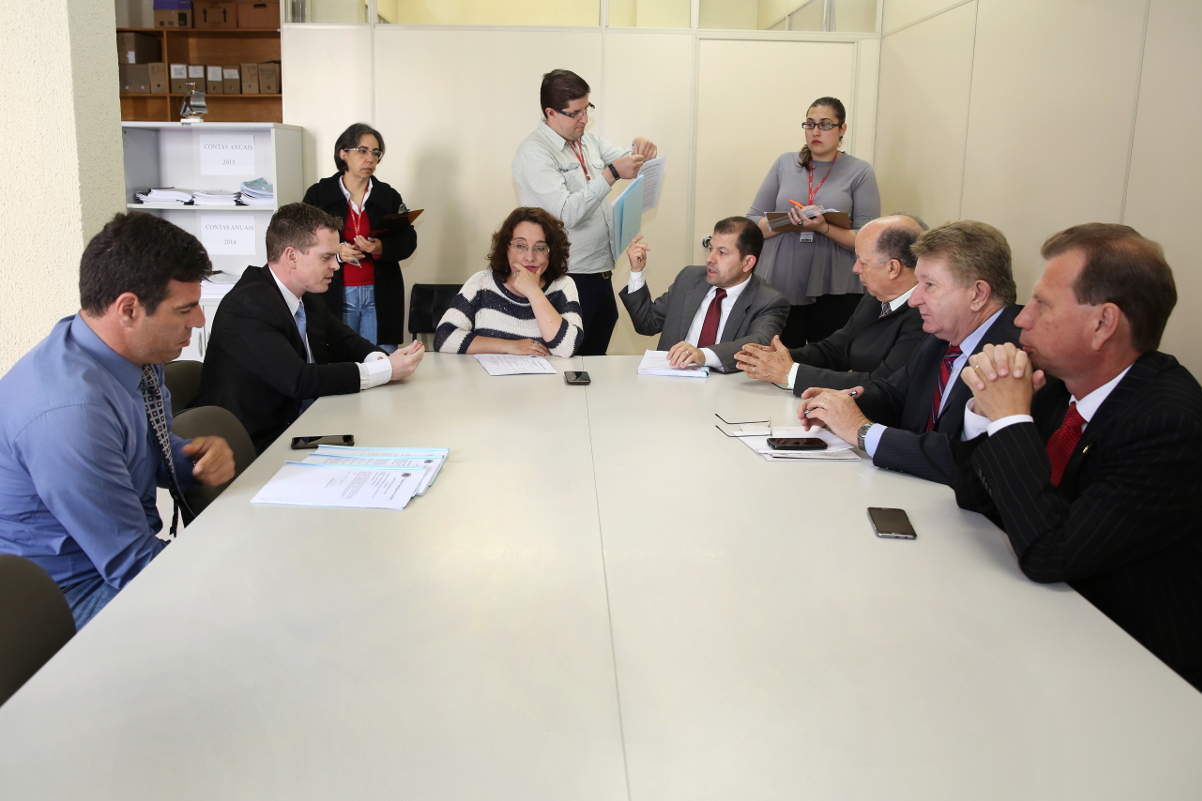 Economia acata pareceres do TCE sobre contas municipais