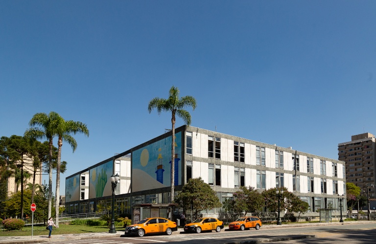 Economia acata pedidos da prefeitura  para a venda de 4 áreas públicas 