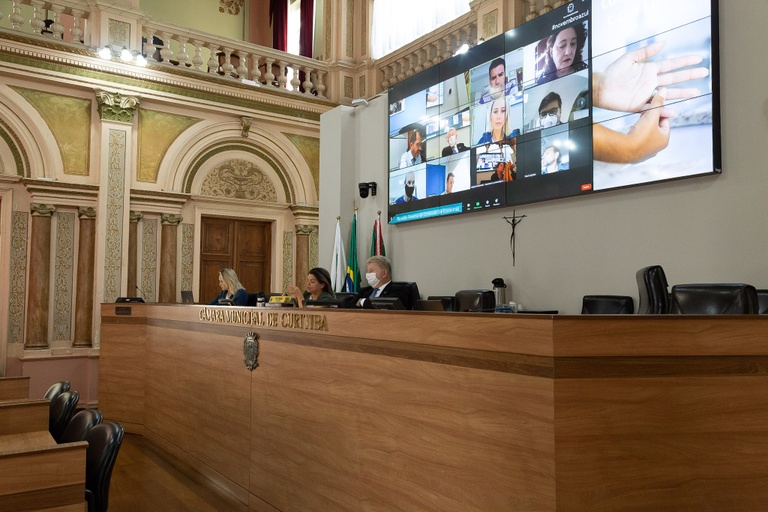 Economia acata site com informações  de leitos e ações contra covid-19