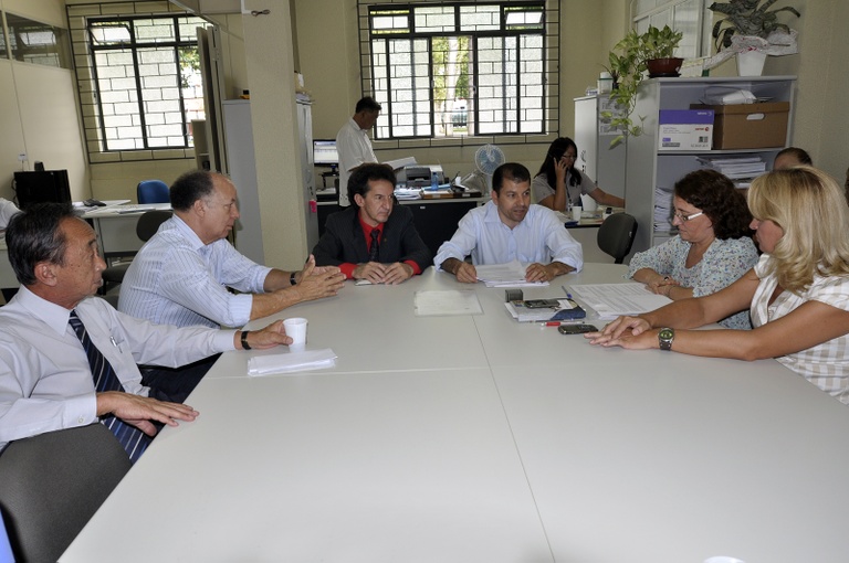 Economia analisa incremento na carreira de servidores 