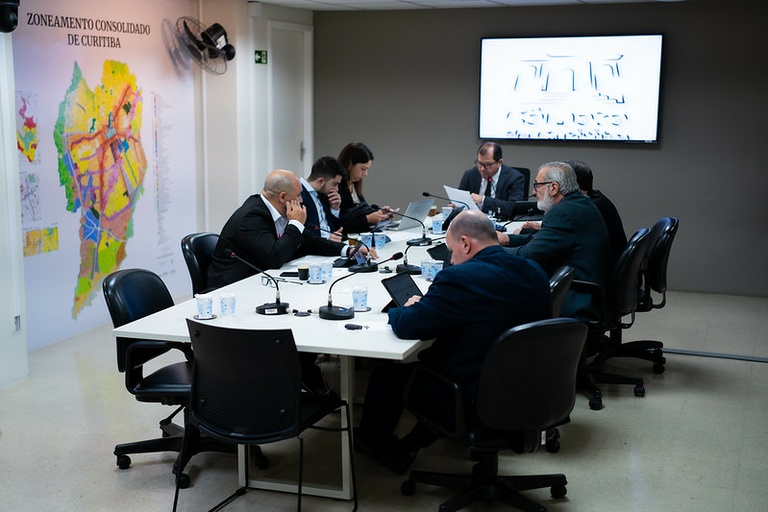 Incentivo ao empreendedorismo com IA avança na Câmara