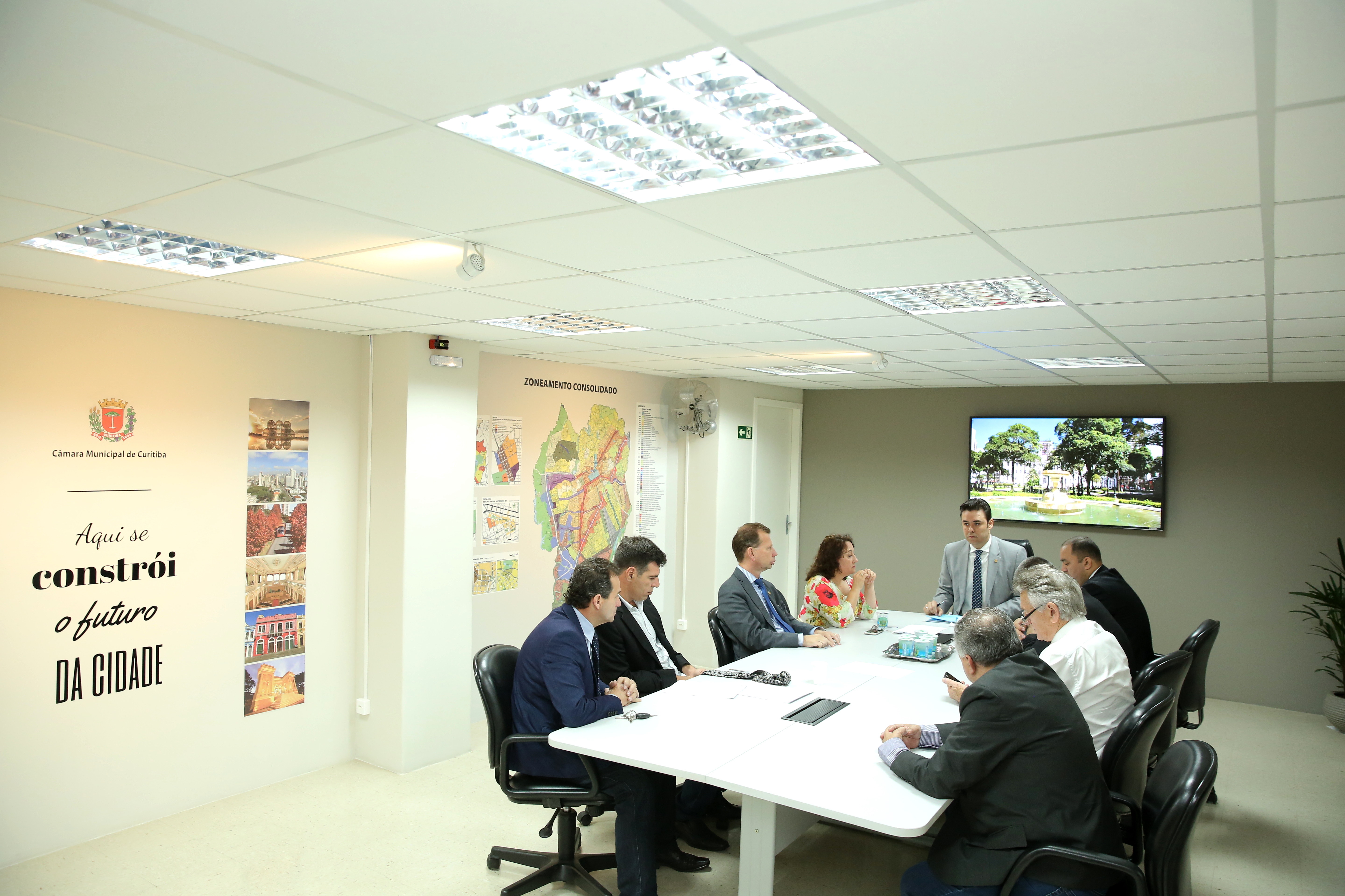 Economia aprova trâmite de dois créditos adicionais à prefeitura